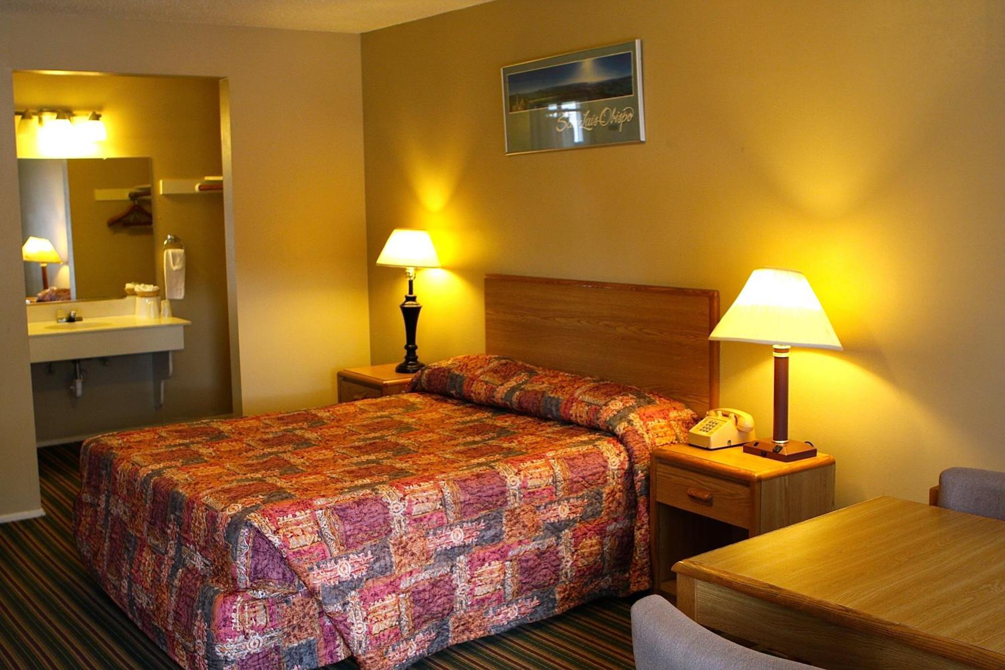 San Luis Inn And Suites San Luis Obispo Esterno foto